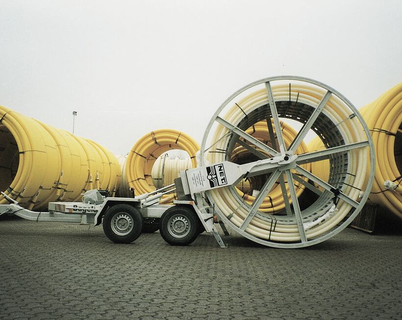 BRT 25 pipe drum transport trailer